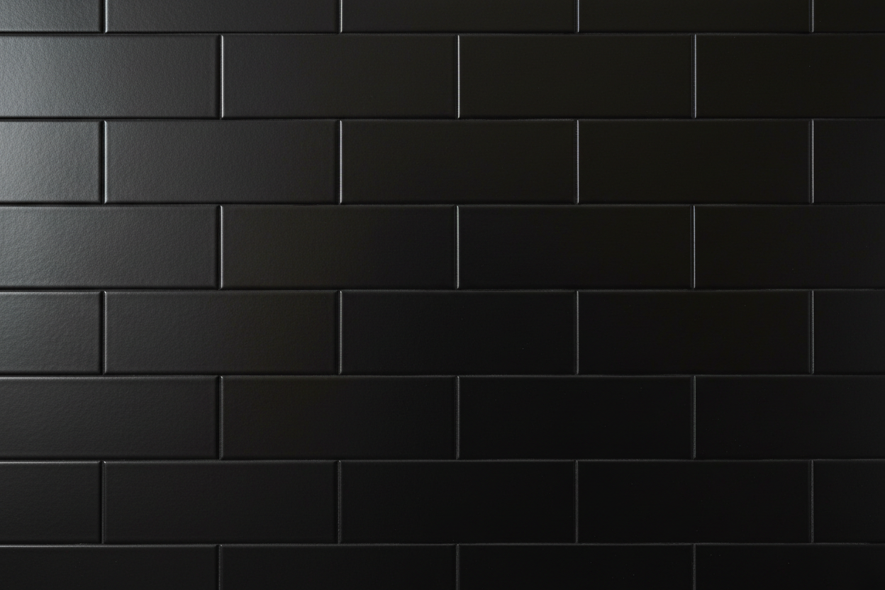 hazme una pared de cerámica con un esmalte aplicado de multisuperficies satinado en negro